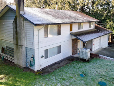 19324 80 Avenue - 2