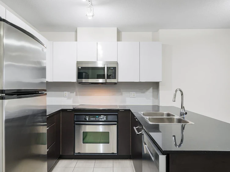 1105-4178 Dawson Street, Burnaby, BC, V5C 0A1 - 9