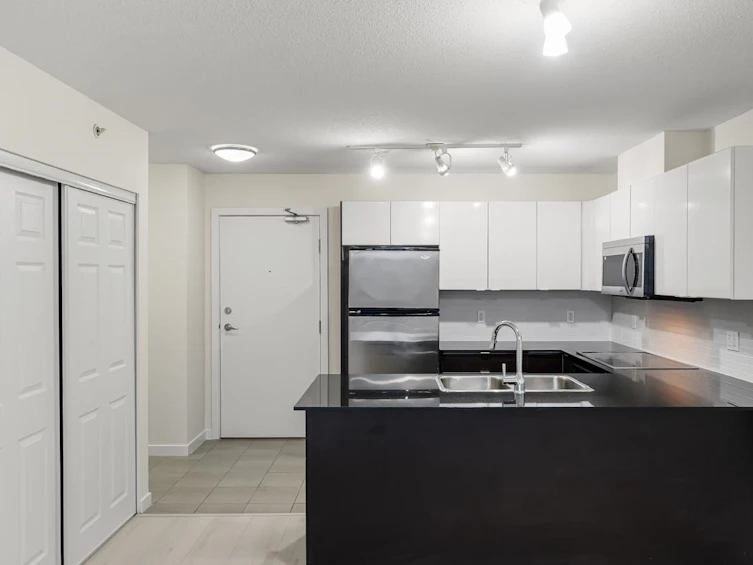 1105-4178 Dawson Street, Burnaby, BC, V5C 0A1 - 11
