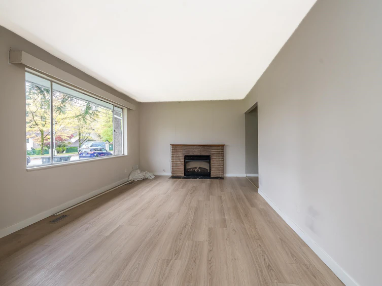 10331 155a Street, Surrey, BC, V3R 4K4 - 6