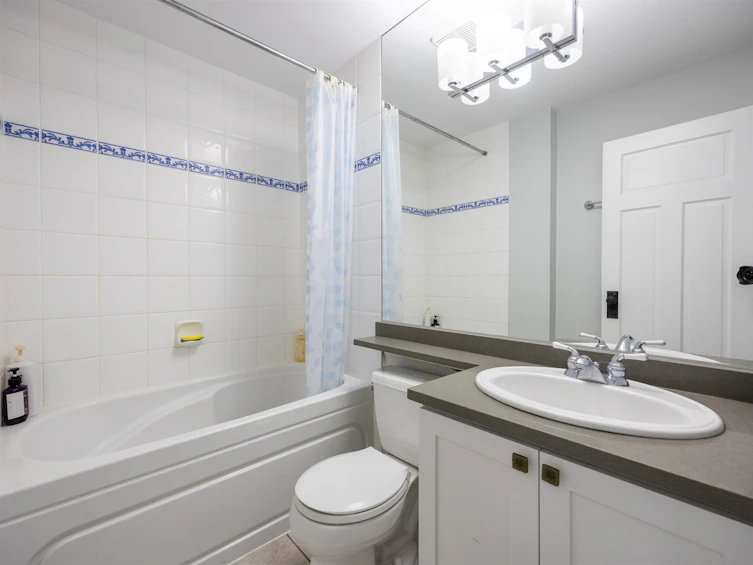 4203 W 14th Avenue, Vancouver, BC, V6R 2X7 - 25