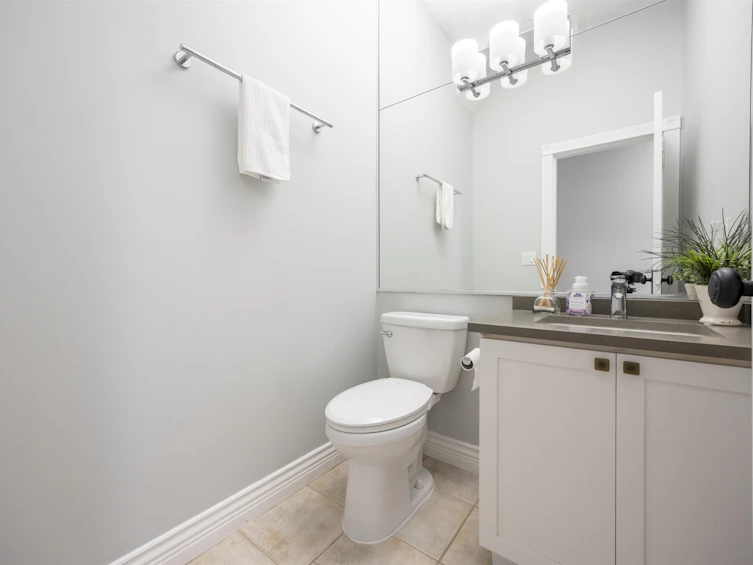 4203 W 14th Avenue, Vancouver, BC, V6R 2X7 - 16