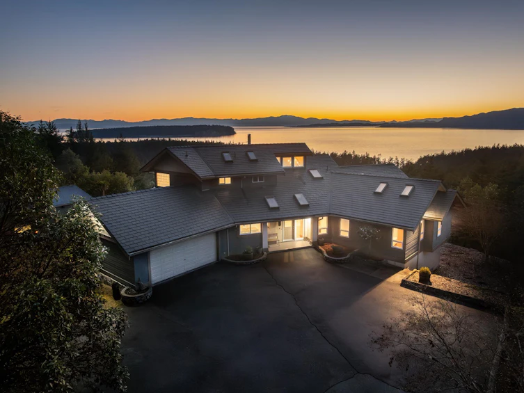 10339 Sunshine Coast Highway, Halfmoon Bay, BC, V7Z 1B7 - 39