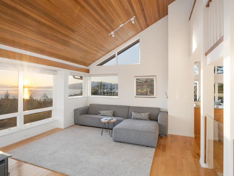 10339 Sunshine Coast Highway, Halfmoon Bay, BC, V7Z 1B7 - 12