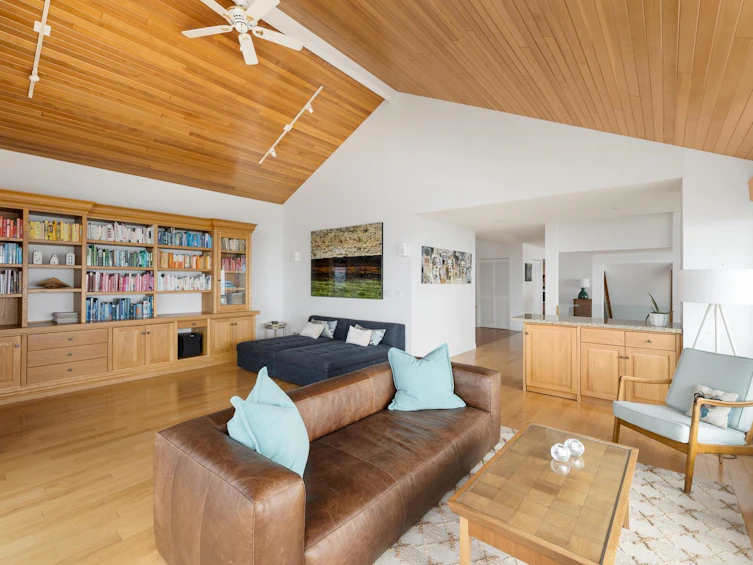 10339 Sunshine Coast Highway, Halfmoon Bay, BC, V7Z 1B7 - 9