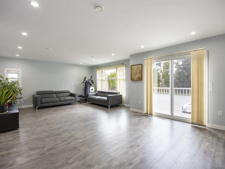 7549 10th Avenue, New Westminster, BC, V3N 2S1 - 5