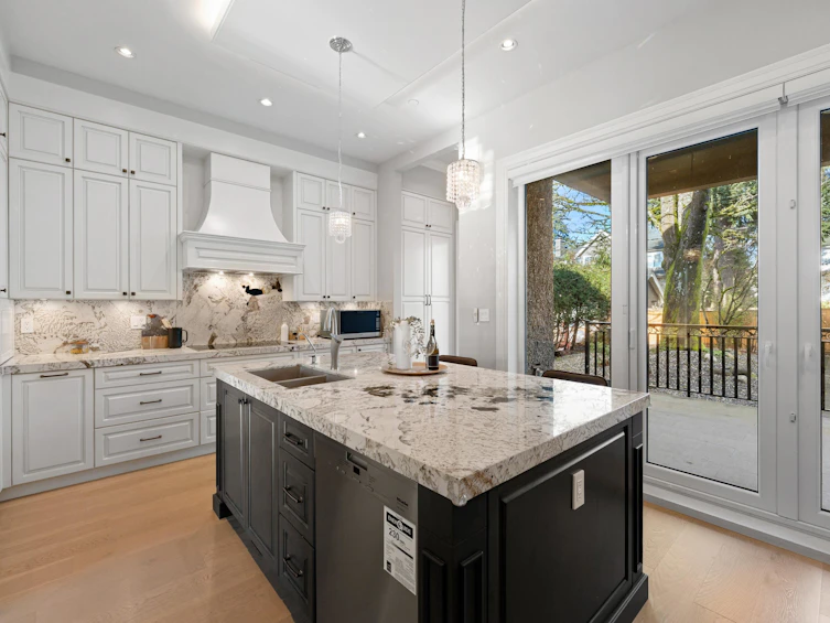 3981 W 35th Avenue, Vancouver, BC, V6N 2P1 - 7