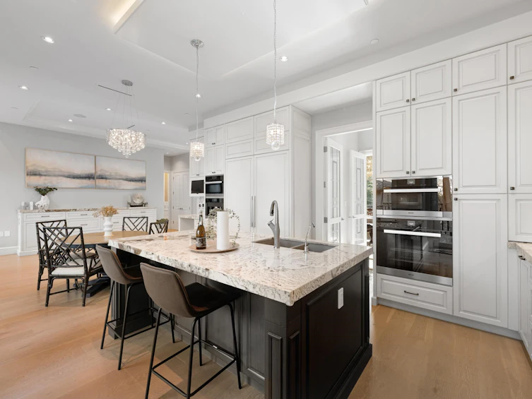 3981 W 35th Avenue, Vancouver, BC, V6N 2P1 - 8