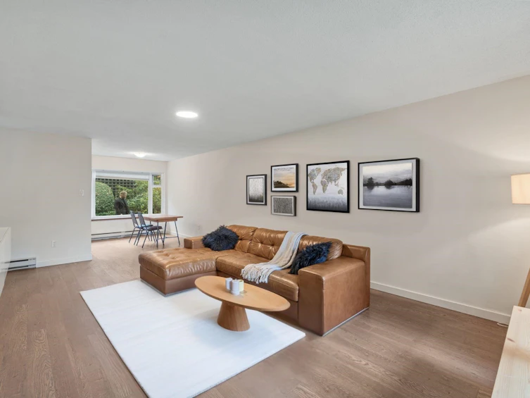 4208 Garden Grove Drive, Burnaby, BC, V5G 4G6 - 3