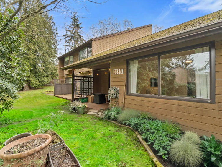 4208 Garden Grove Drive, Burnaby, BC, V5G 4G6 - 16