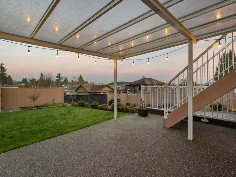 7622 2nd Street, Burnaby, BC, V3N 3R8 - 30