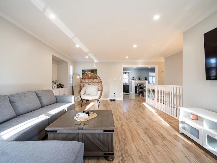 8455 Cade Barr Street, Mission, BC, V2V 7K4 - 11