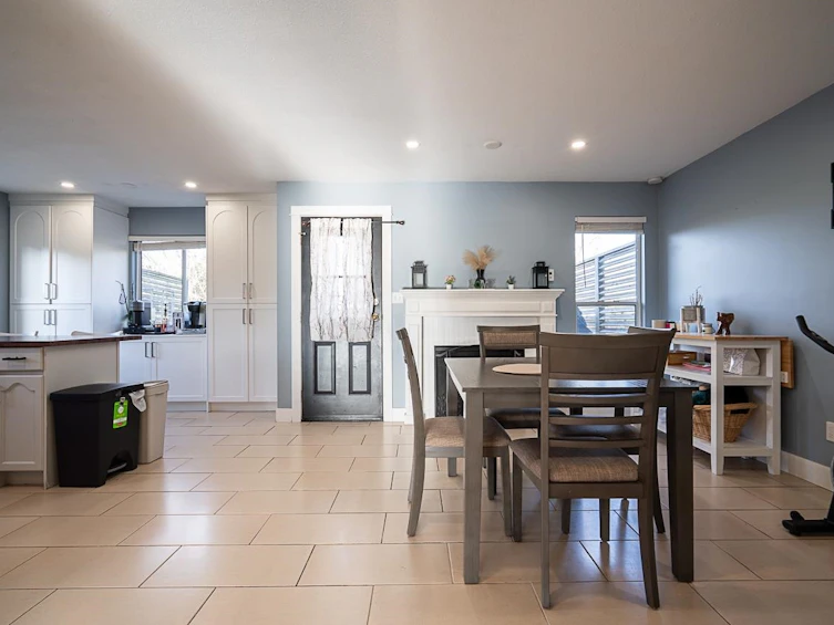 8455 Cade Barr Street, Mission, BC, V2V 7K4 - 13