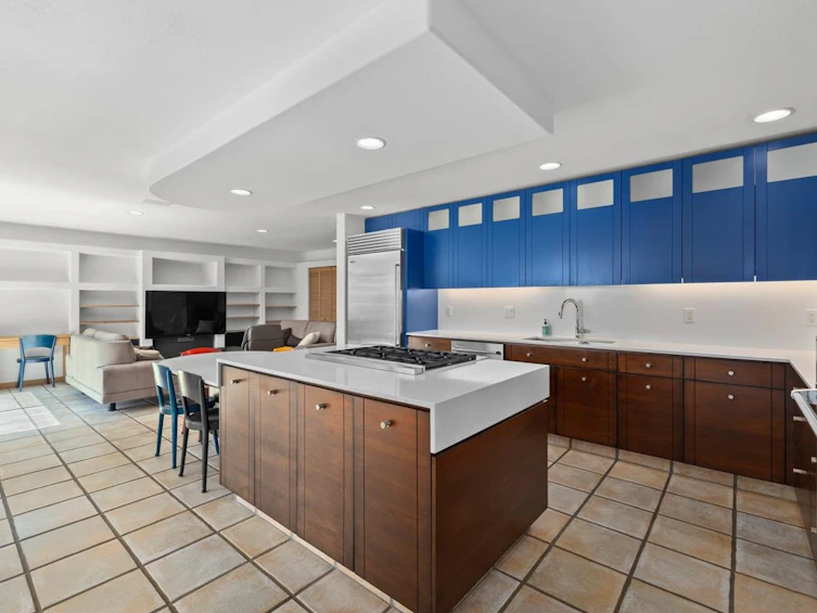 13102 13 Avenue, Surrey, BC, V4A 1B8 - 14