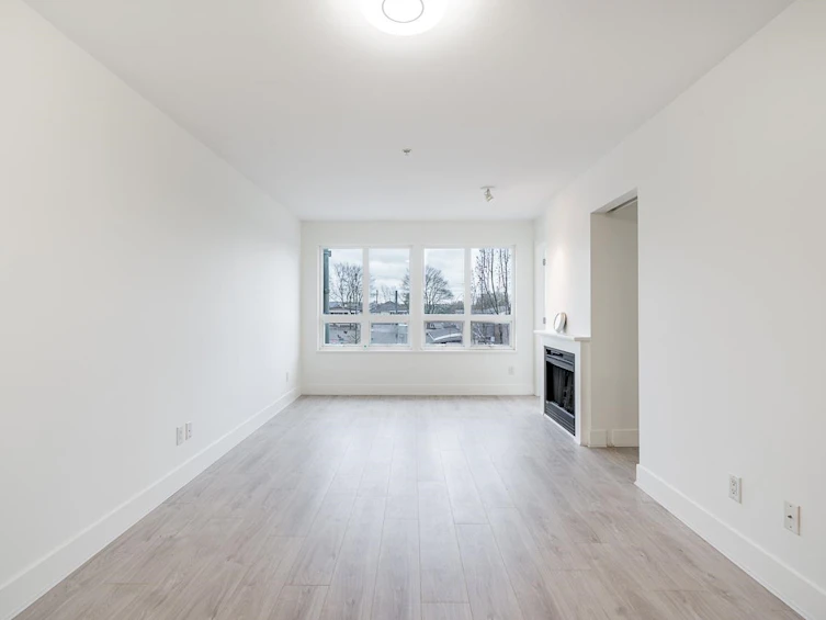 303-3423 E Hastings Street, Vancouver, BC, V5K 2A5 - 8