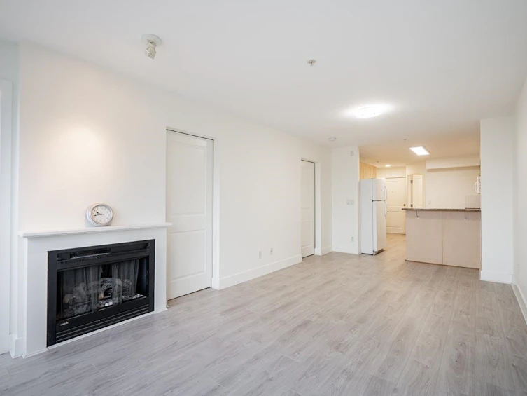 303-3423 E Hastings Street, Vancouver, BC, V5K 2A5 - 12