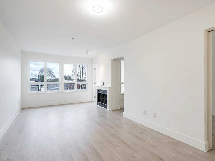 303-3423 E Hastings Street, Vancouver, BC, V5K 2A5 - 11