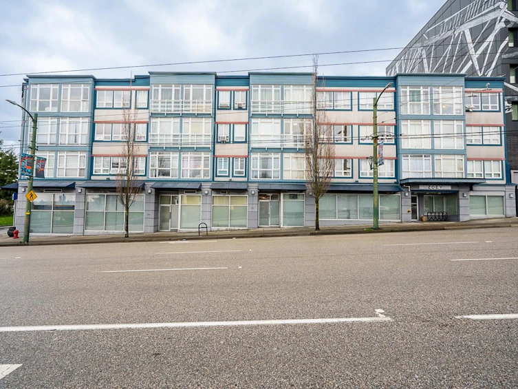 303-3423 E Hastings Street, Vancouver, BC, V5K 2A5 - 2