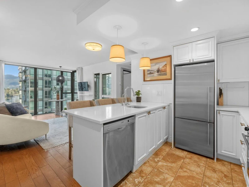 502 - 1331 W Georgia Street, Vancouver BC V6E 4P1