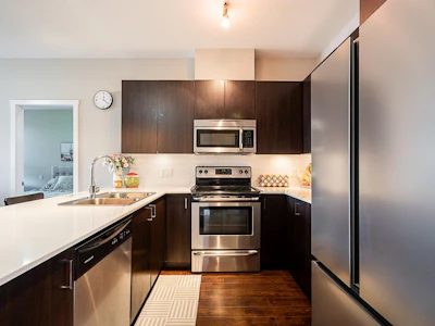 309-20460 Douglas Crescent - 2