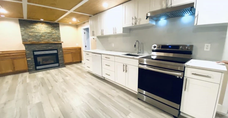 11010 86a Avenue, Delta, BC, V4C 2Y2 - 3