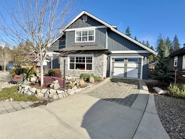 766 Cooper Lane, Gibsons, BC, V0N 1V7
