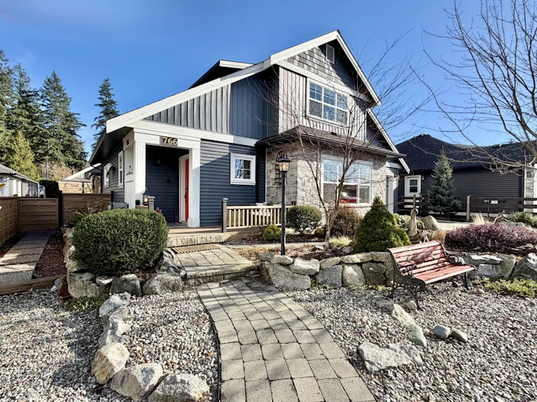766 Cooper Lane, Gibsons, BC, V0N 1V7 - 3