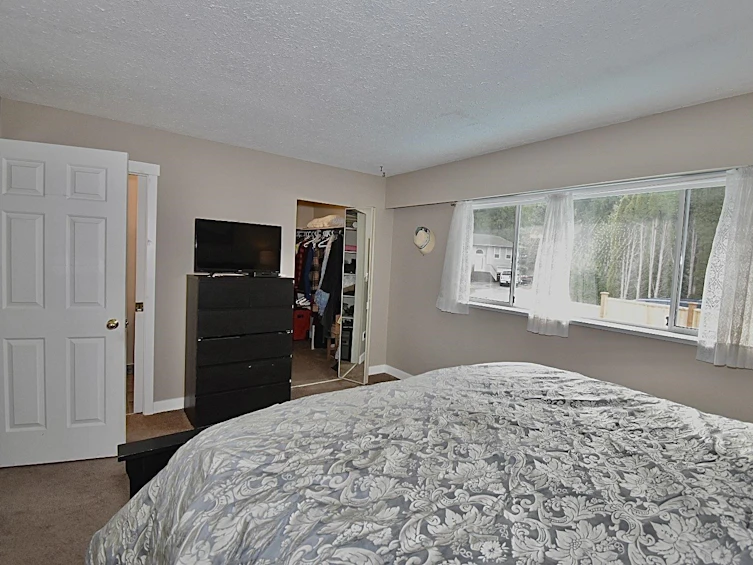 6135 Fairway Avenue, Sechelt, BC, V7Z 0L6 - 26