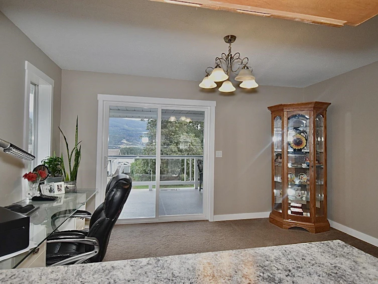 6135 Fairway Avenue, Sechelt, BC, V7Z 0L6 - 19