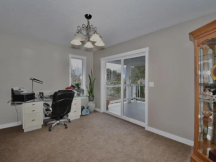 6135 Fairway Avenue, Sechelt, BC, V7Z 0L6 - 20