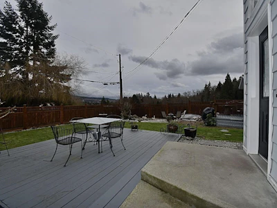 6135 Fairway Avenue - 5