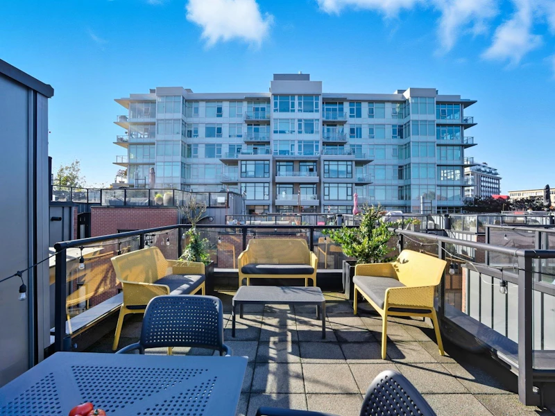 2761 Guelph Street, Vancouver BC V5T 3P6