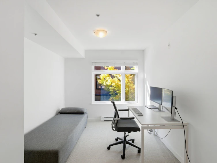 2761 Guelph Street, Vancouver, BC, V5T 3P6 - 14