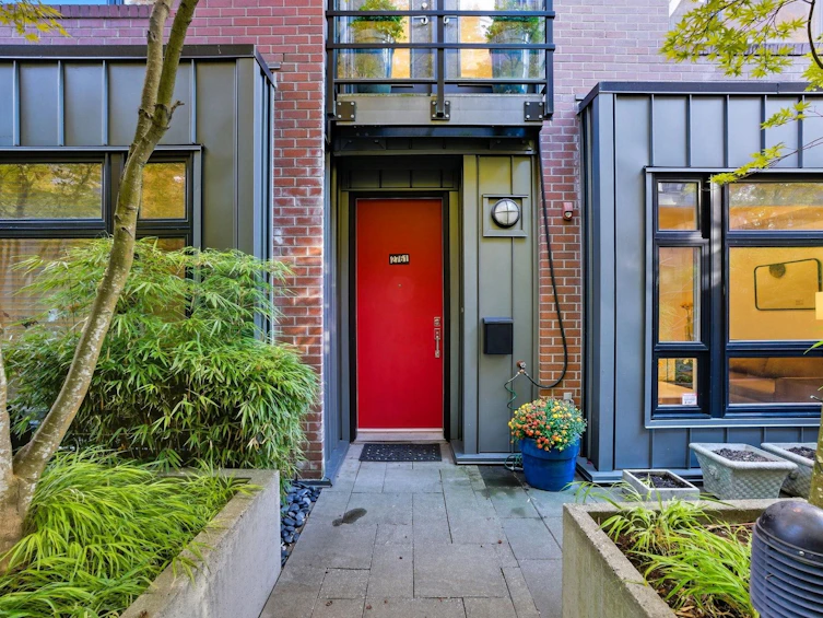 2761 Guelph Street, Vancouver, BC, V5T 3P6 - 24
