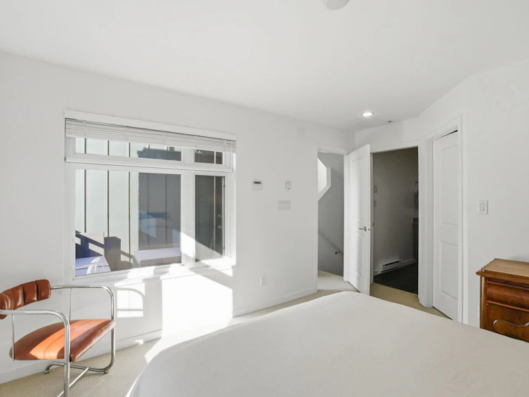 2761 Guelph Street, Vancouver, BC, V5T 3P6 - 10