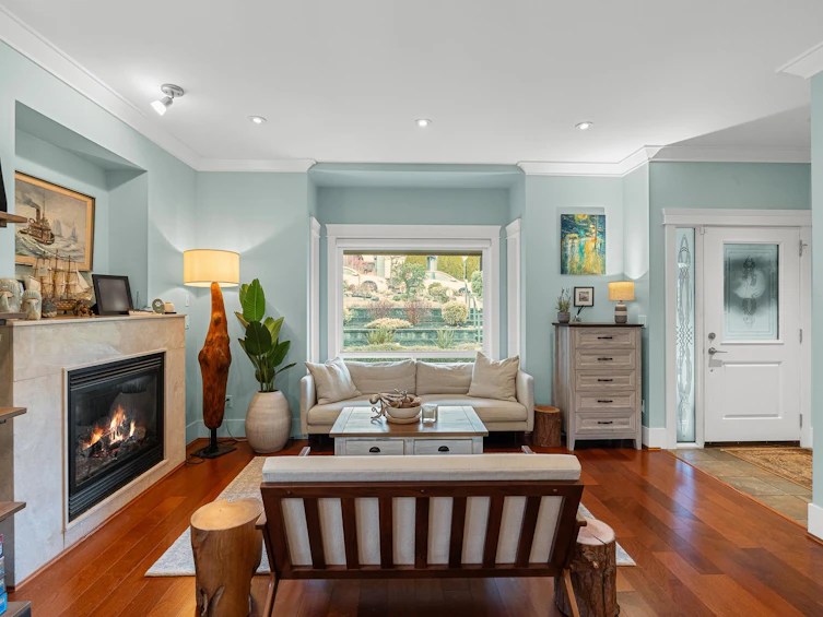 307 E 6th Street, North Vancouver, BC, V7L 1P7 - 3