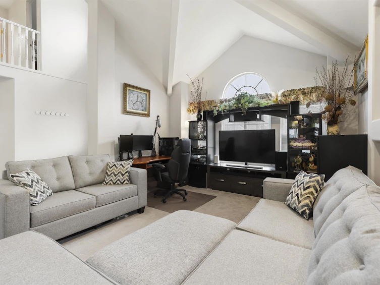 6475 188a Street, Surrey, BC, V3S 8V3 - 6