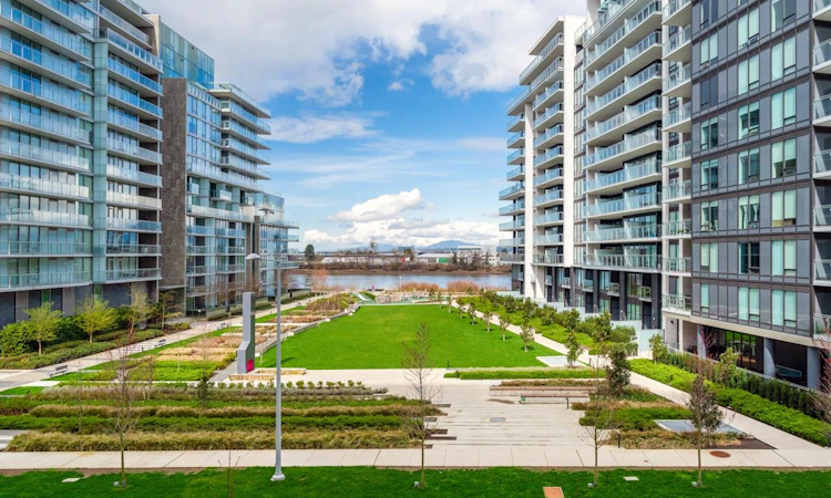 305-6688 Pearson Way