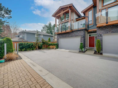 8-1454 162b Street - 4