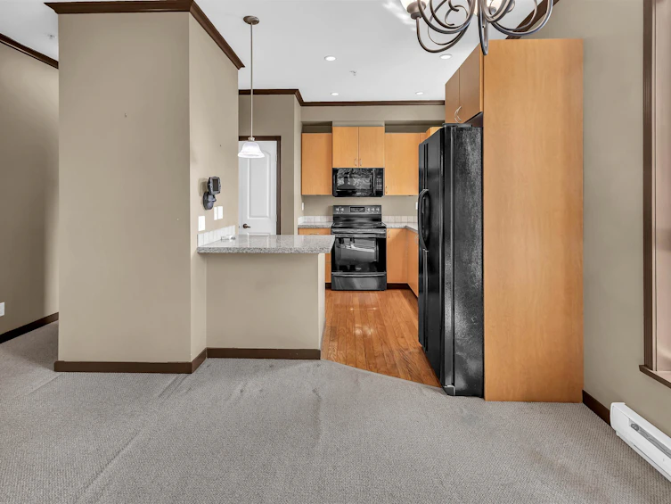 312-33485 South Fraser Way, Abbotsford, BC, V2S 8P9 - 14