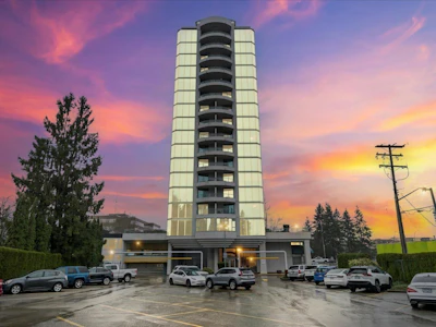 504-32330 South Fraser Way - 3