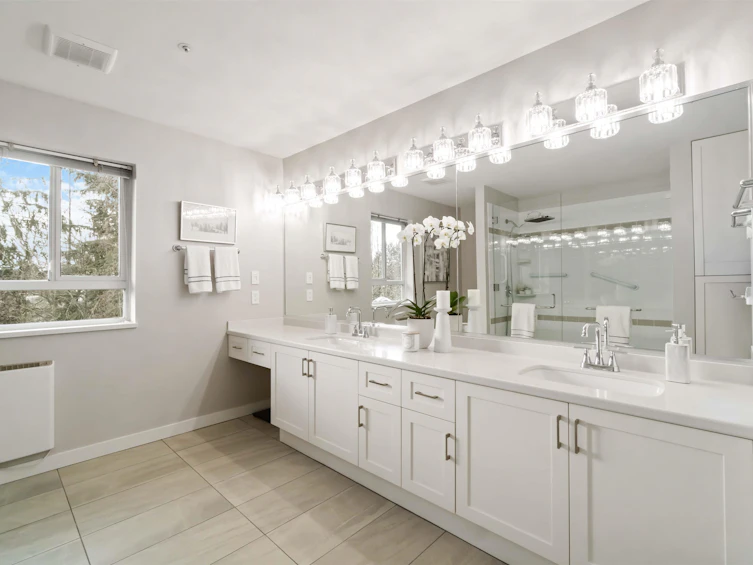 401-1281 Parkgate Avenue, North Vancouver, BC, V7H 3A3 - 21