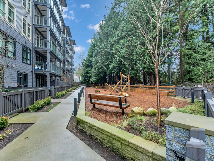 1101-2325 Emery Court, North Vancouver, BC, V7J 0E8 - 26