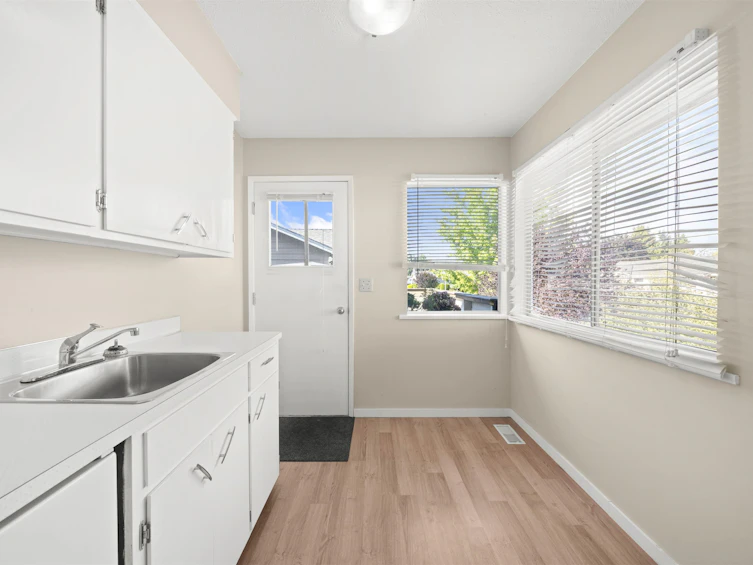 8431 Rosebank Crescent, Richmond, BC, V7A 2K8 - 13