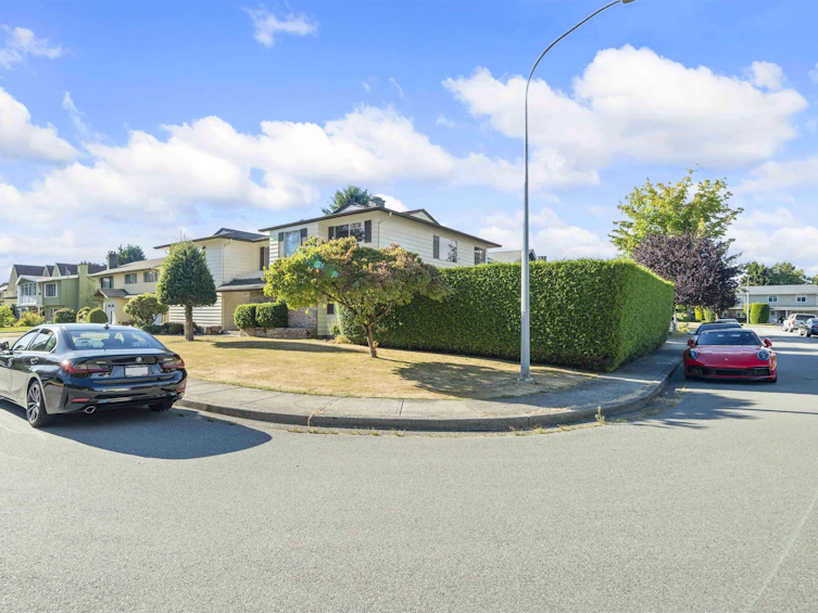 8431 Rosebank Crescent, Richmond, BC, V7A 2K8 - 30
