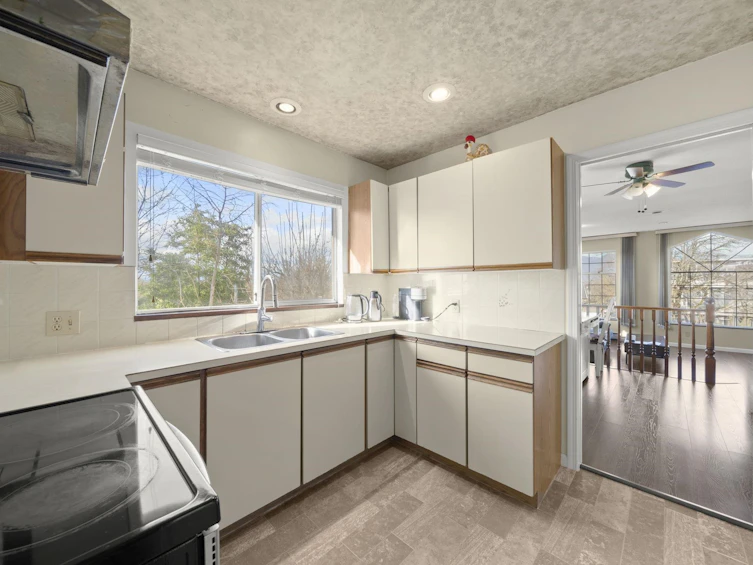 3206 E 25th Avenue, Vancouver, BC, V5R 1J6 - 13