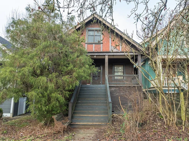 2155 W 45th Avenue, Vancouver, BC, V6M 2J2