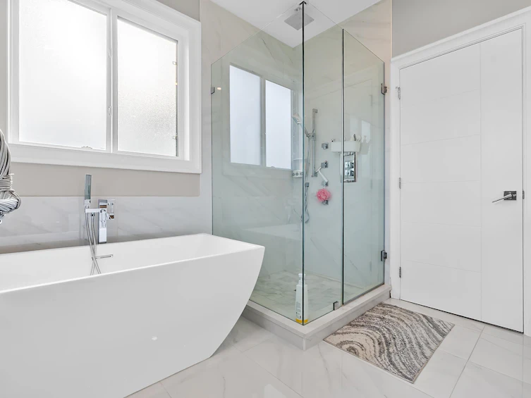 11586 84b Avenue, Delta, BC, V4C 2T6 - 20