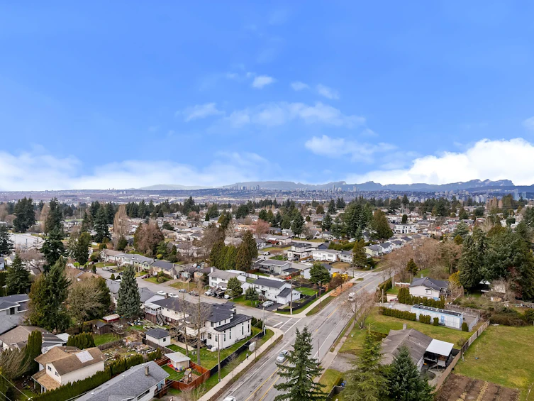 11586 84b Avenue, Delta, BC, V4C 2T6 - 32