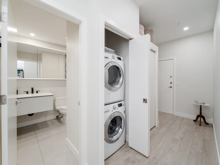 212-1924 Comox Street, Vancouver, BC, V6G 1R4 - 14